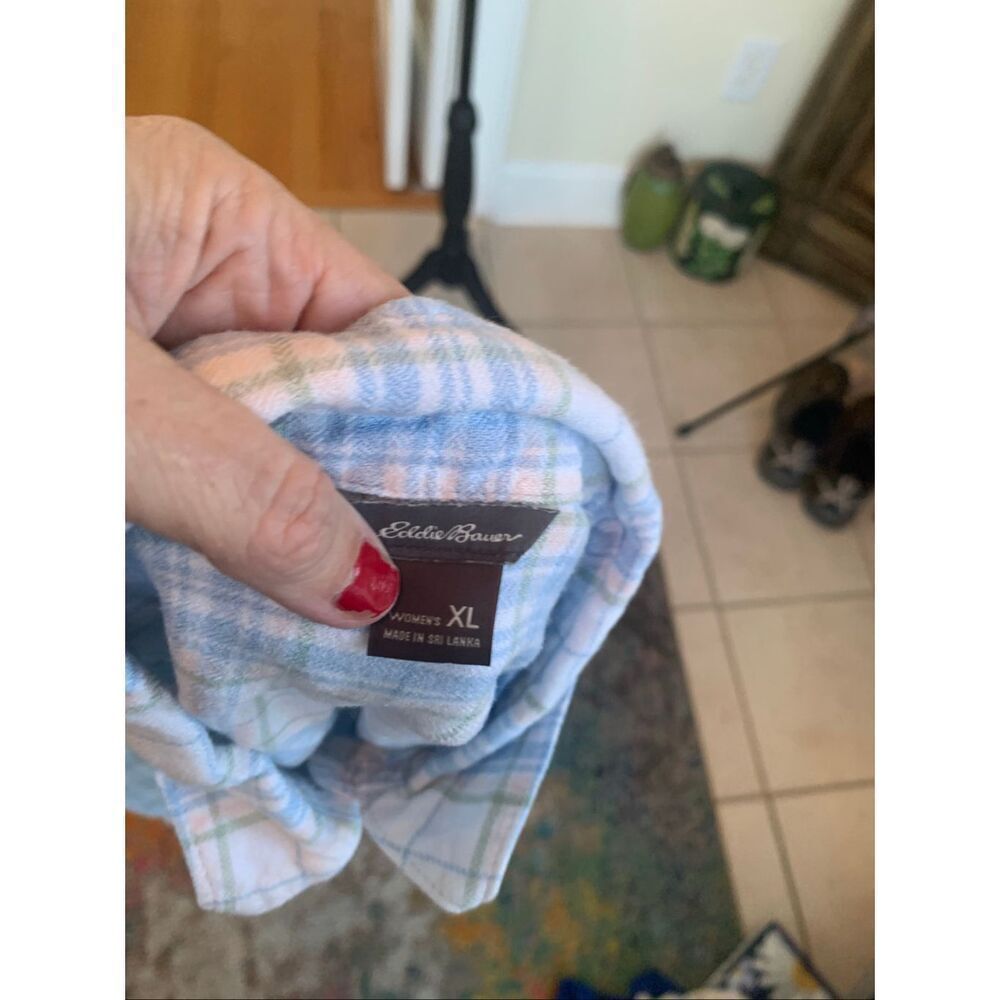 Eddie Bauer Button Down Flannel - Picture 8 of 9